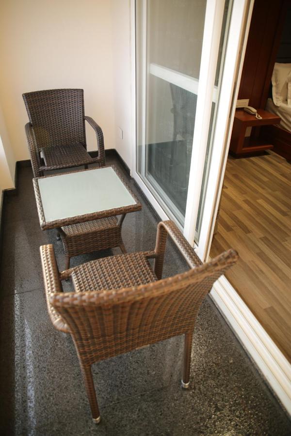 Robusta Inn Chikmagalūr Extérieur photo