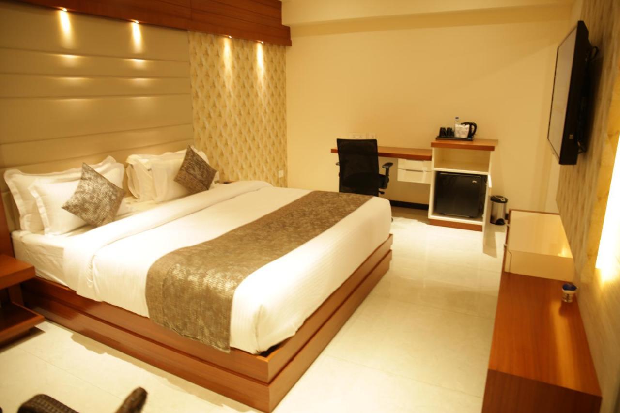 Robusta Inn Chikmagalūr Extérieur photo