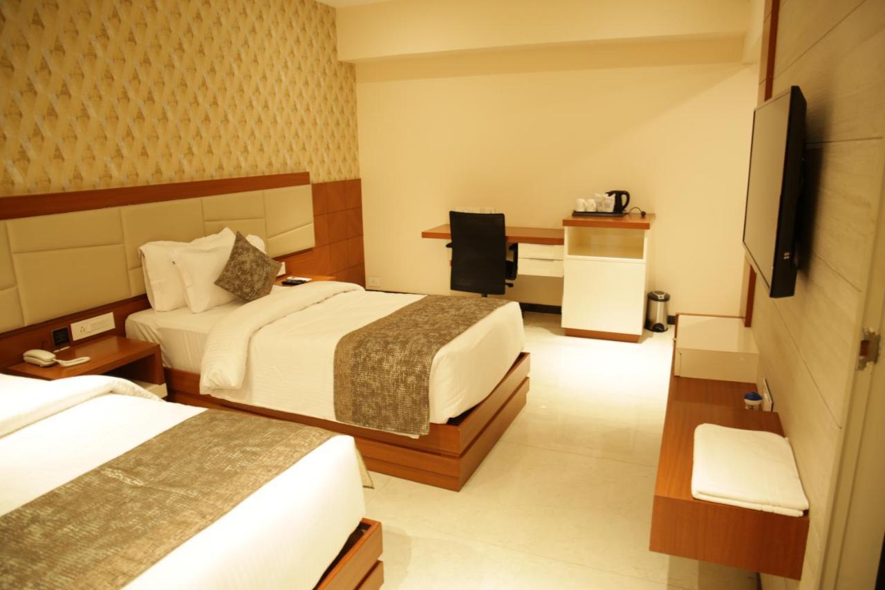 Robusta Inn Chikmagalūr Extérieur photo